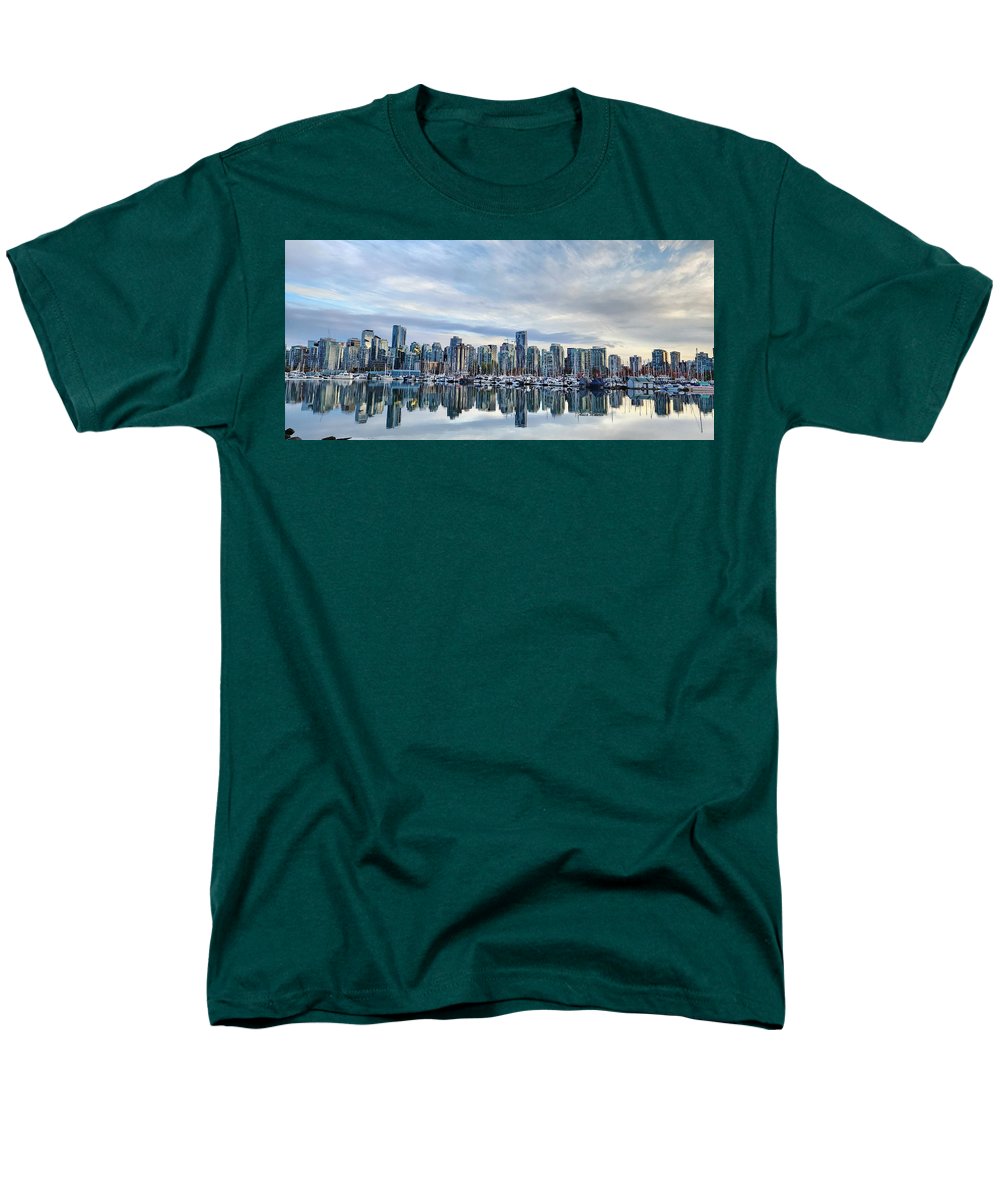 Vancouver à couper le souffle - T-shirt pour hommes (coupe régulière)