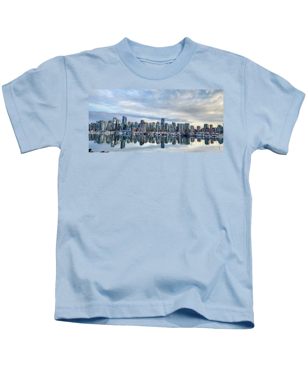 Breathtaking Vancouver - Kids T-Shirt - Customizable