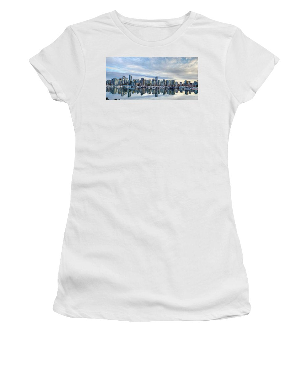 Breathtaking Vancouver - Women's T-Shirt - Customizable