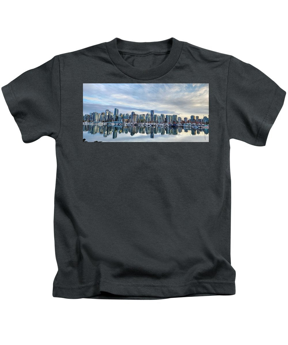 Breathtaking Vancouver - Kids T-Shirt - Customizable