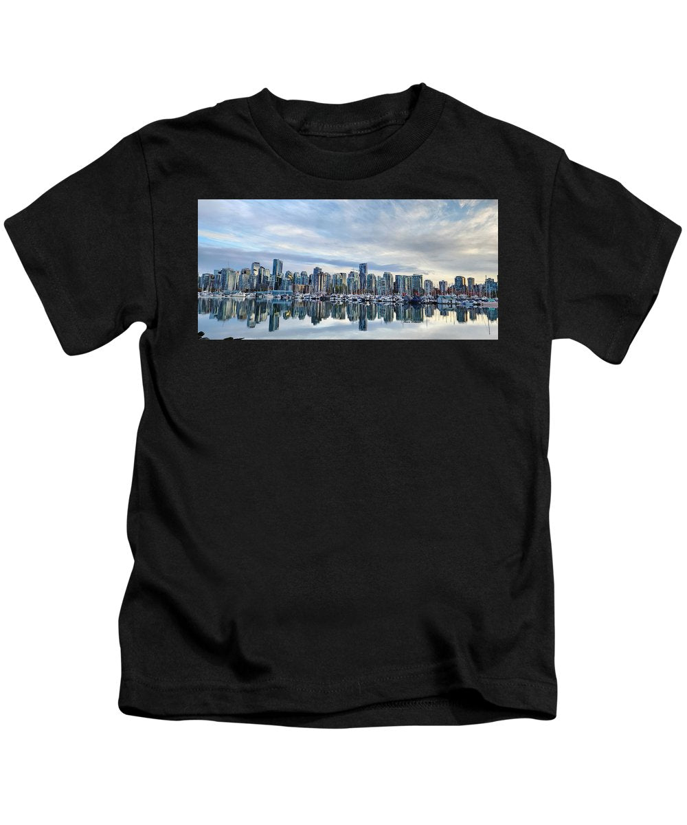 Breathtaking Vancouver - Kids T-Shirt - Customizable