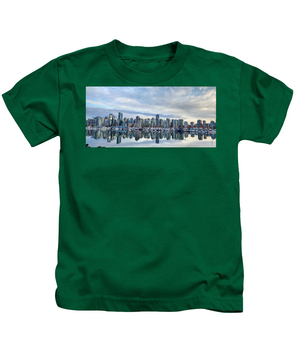 Breathtaking Vancouver - Kids T-Shirt - Customizable