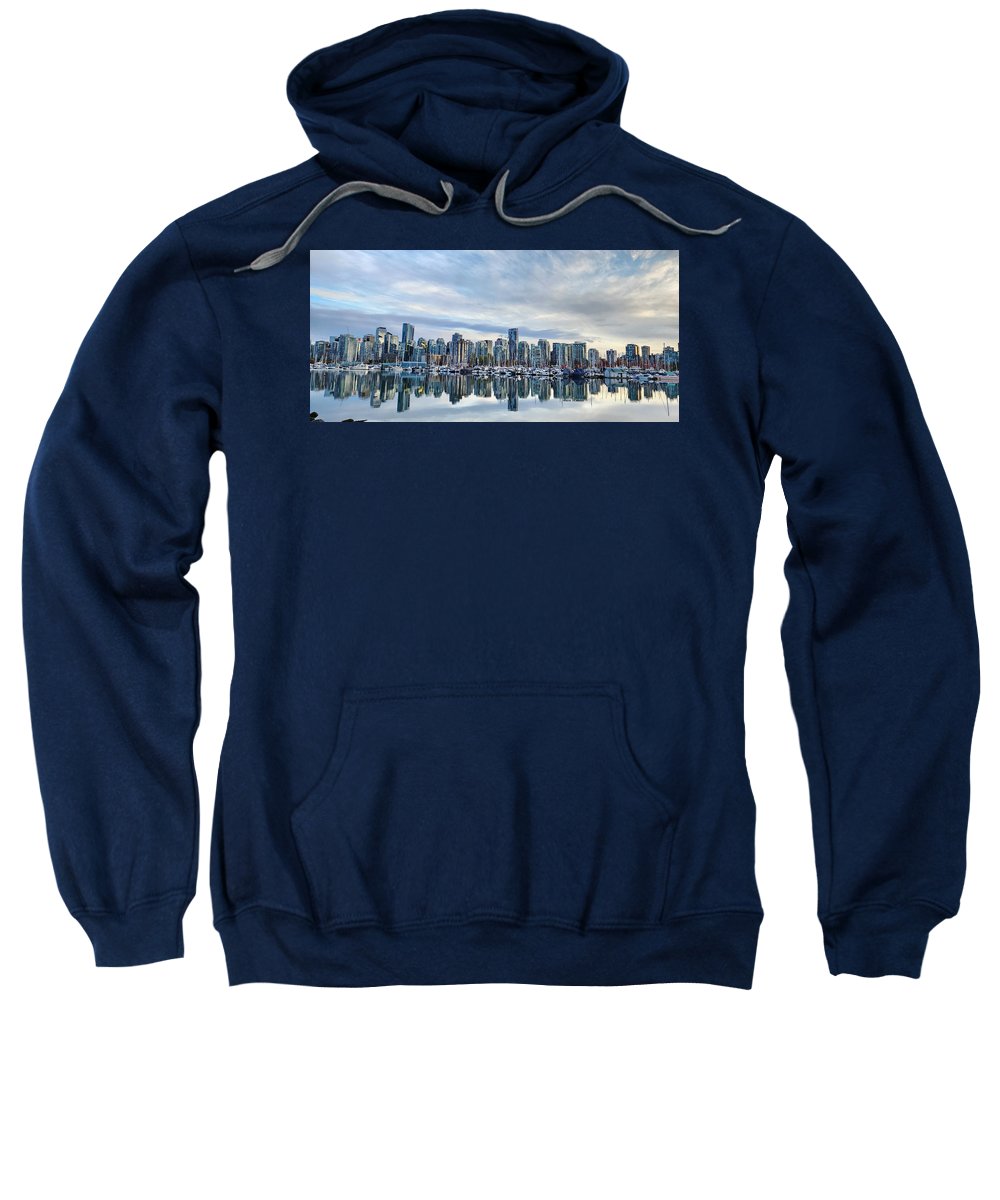 Breathtaking Vancouver - Sweatshirt - Customizable