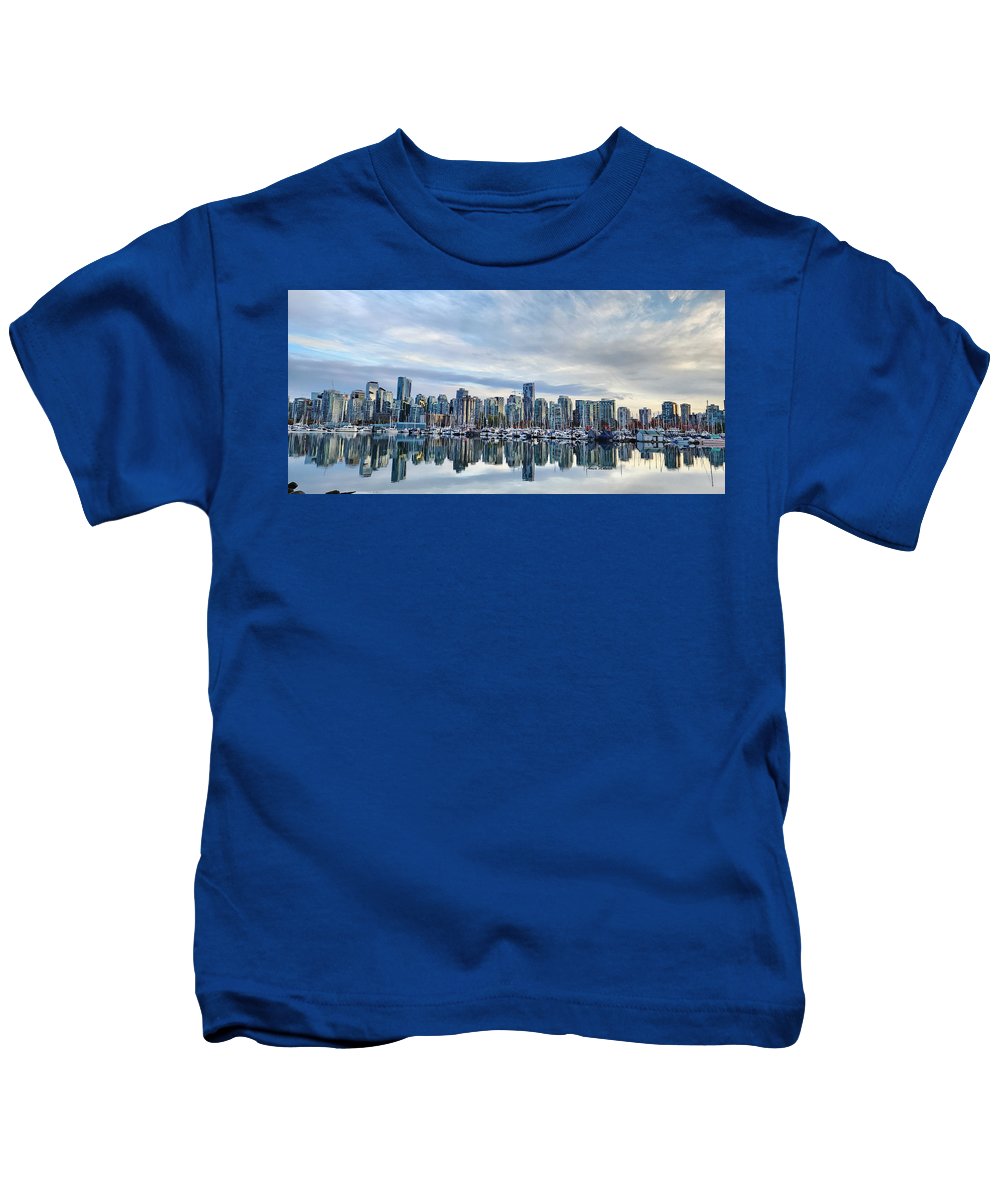 Breathtaking Vancouver - Kids T-Shirt - Customizable