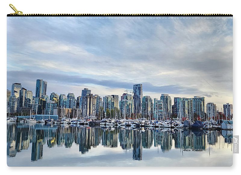 Breathtaking Vancouver - Zip Pouch - Customizable