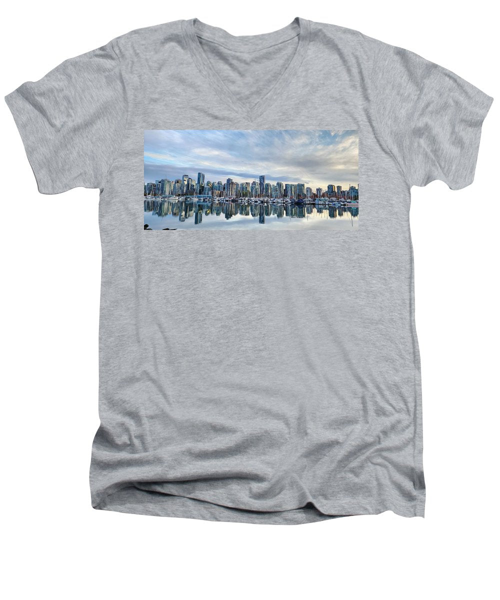 Vancouver à couper le souffle - T-shirt col V pour hommes