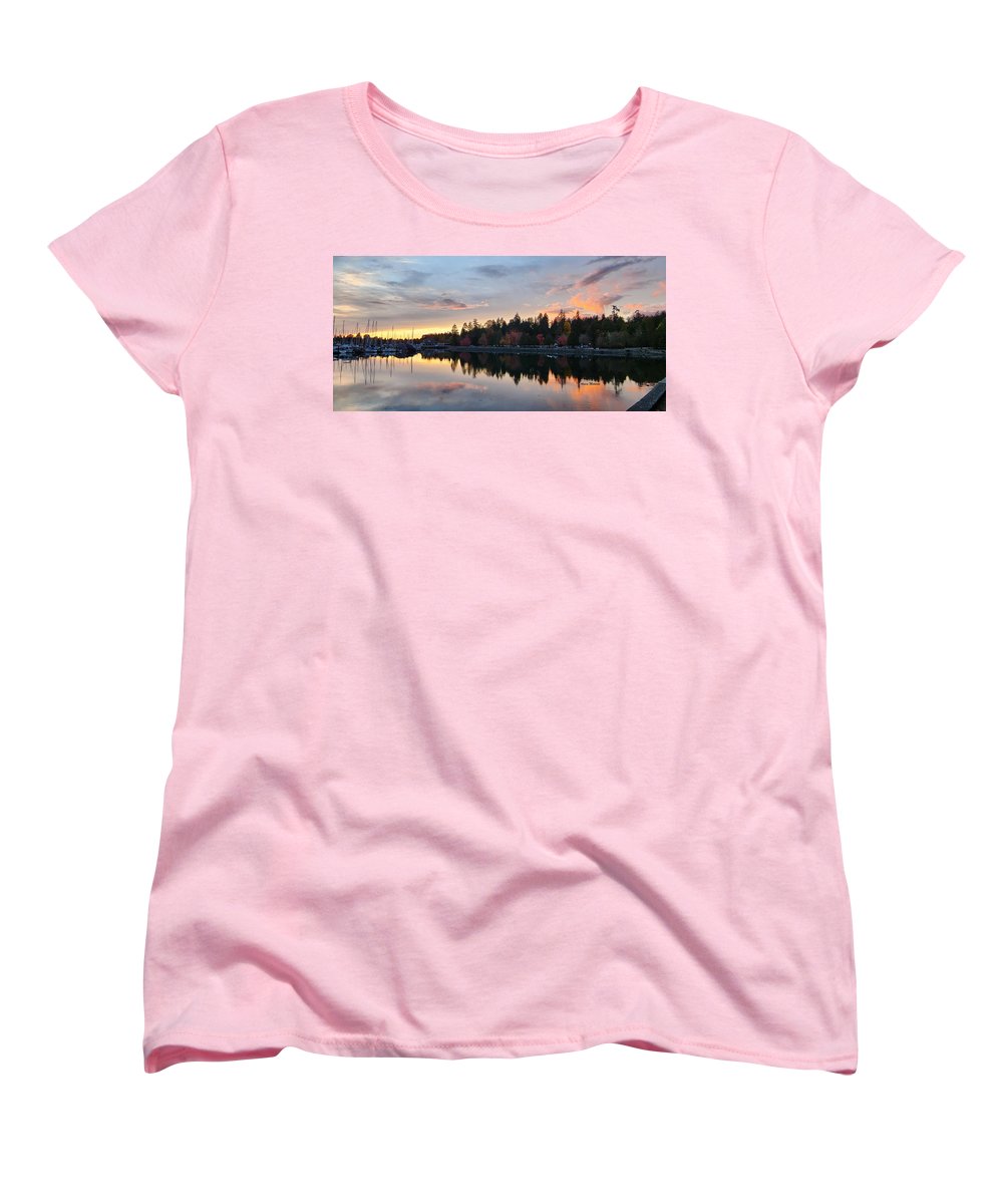 Vancouver Sunset - Women's T-Shirt (Standard Fit) - Customizable