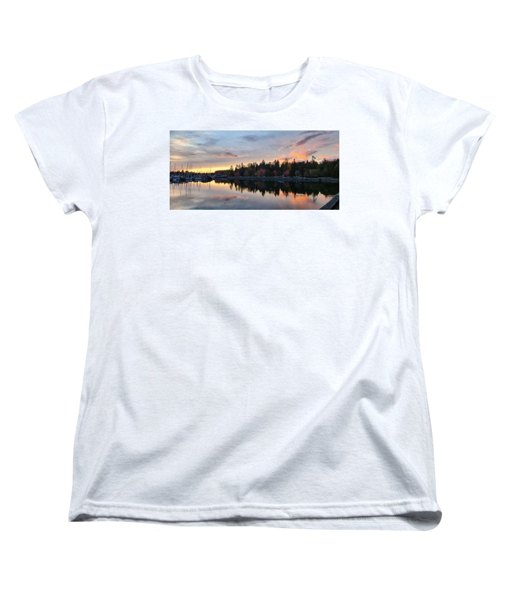 Vancouver Sunset - Women's T-Shirt (Standard Fit) - Customizable