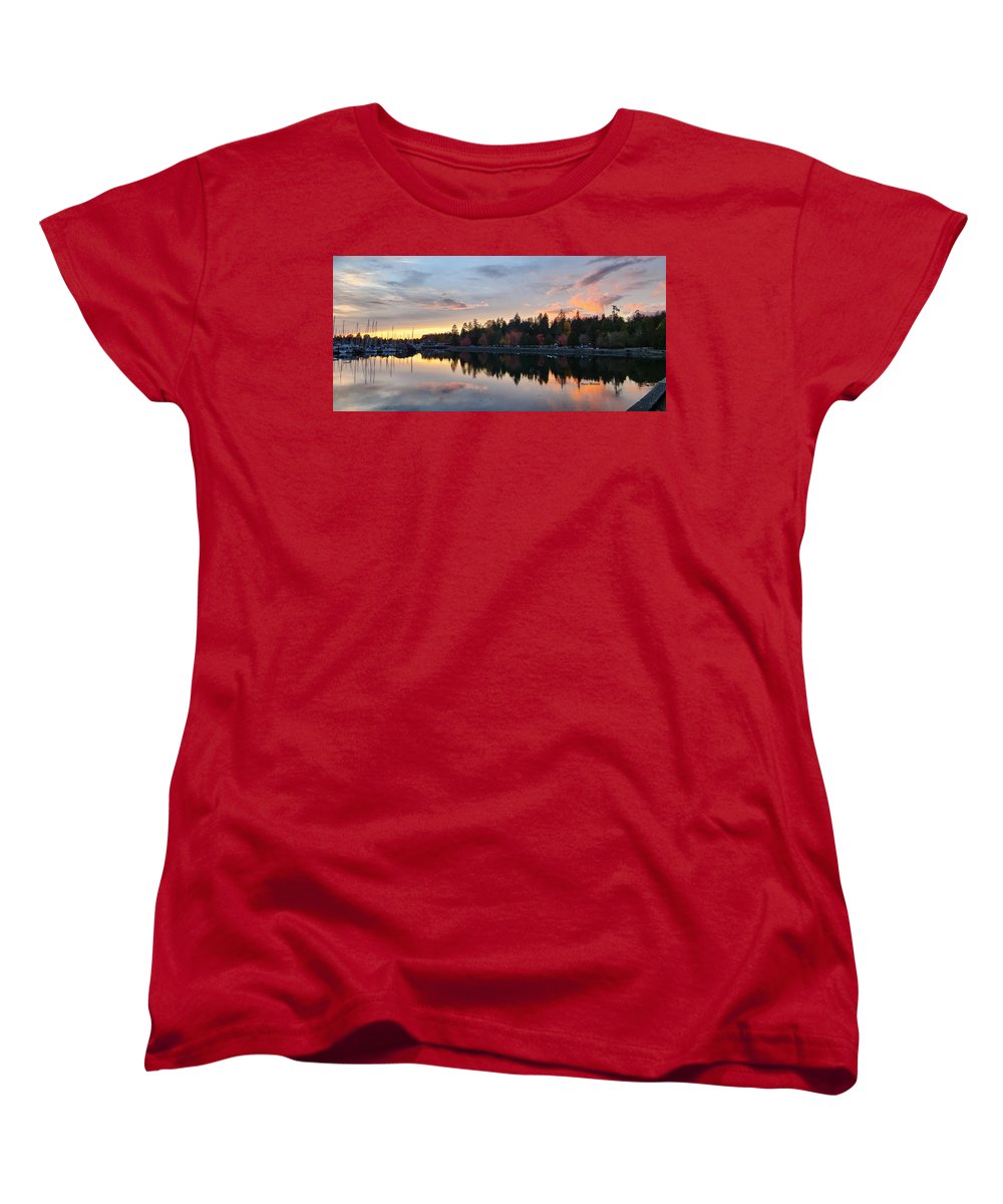 Vancouver Sunset - Women's T-Shirt (Standard Fit) - Customizable