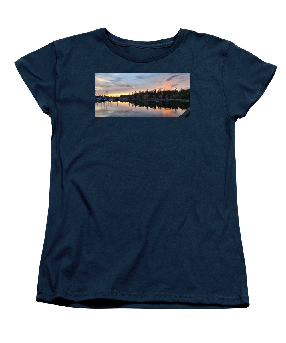 Vancouver Sunset - Women's T-Shirt (Standard Fit) - Customizable